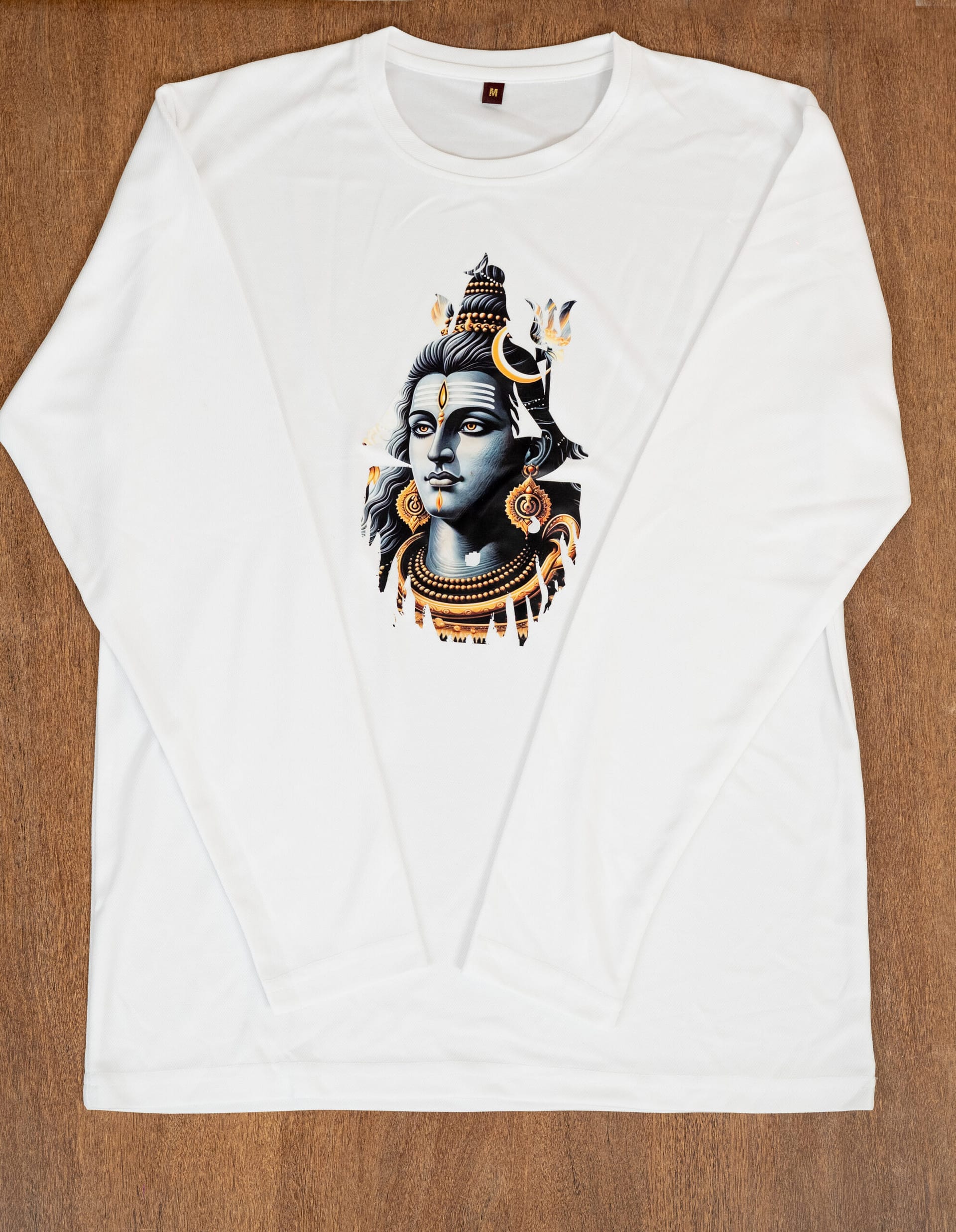 Men’s full-sleeve t-shirt for casual wear